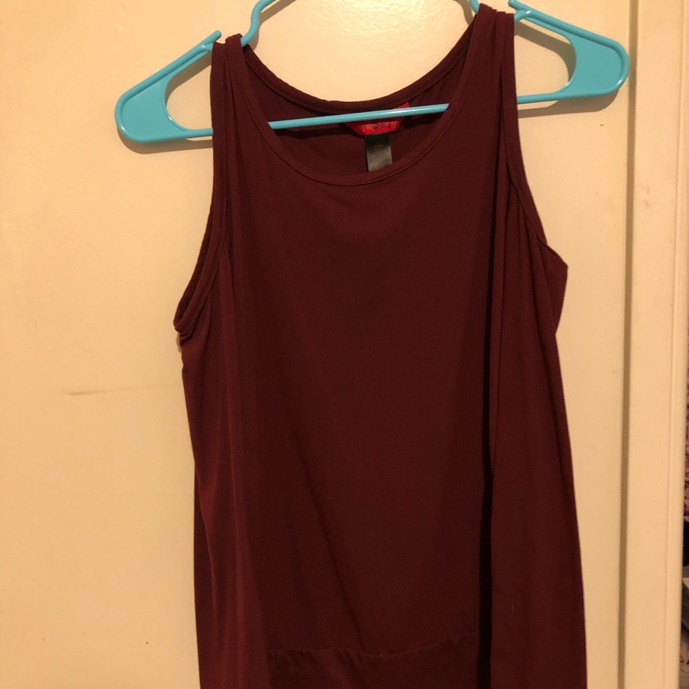 Cut out shoulder long sleeve shirt